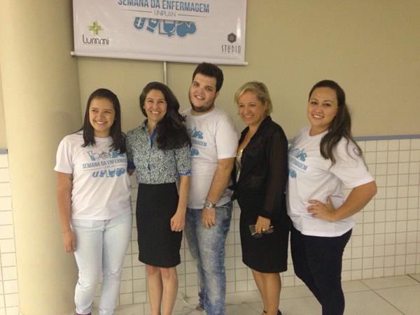 ABEn-DF na Semana Basileira de Enfermagem da Uniplan Aguas Claras - 12/05 Noite - Diretora Daniela Martins
